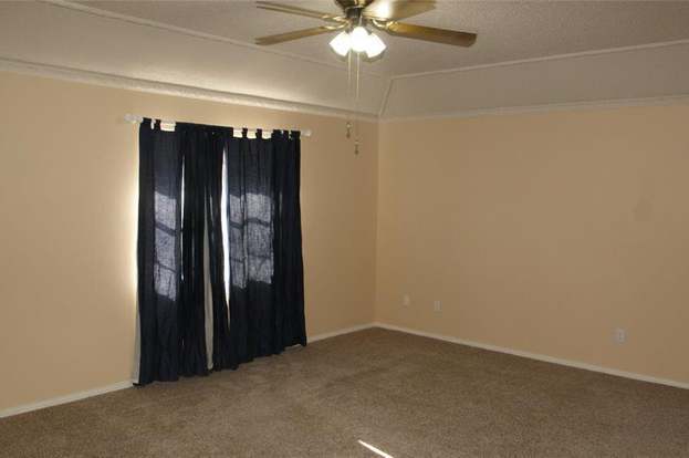 Building Photo - 1025 Cloverdale Ln