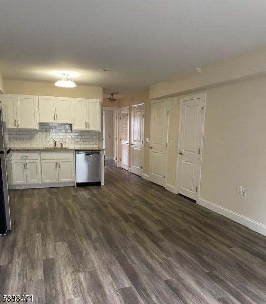 Building Photo - 290 3rd St