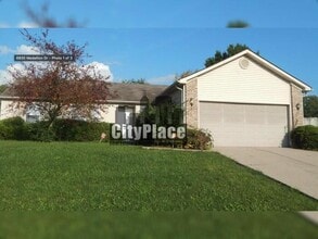 Building Photo - 6830 Medallion Dr