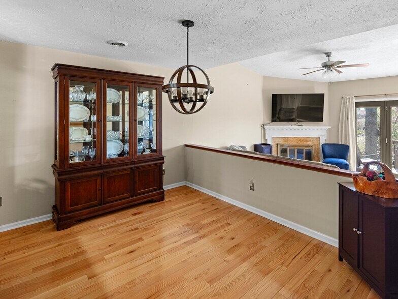 Building Photo - 106 Clubwood Ct