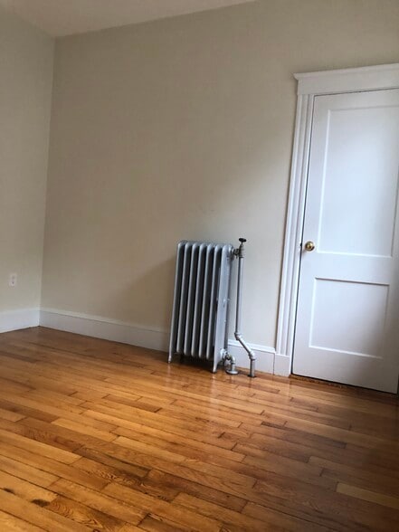 Building Photo - 16 Copenger St