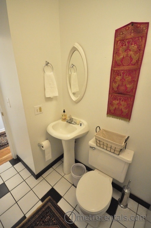 Building Photo - 310-312 Blenkner