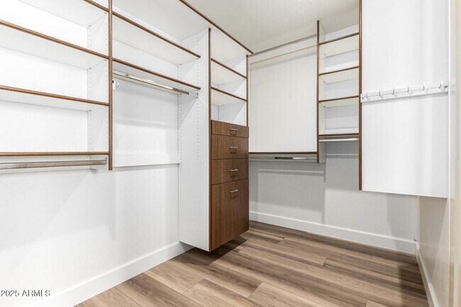 Building Photo - 7446 E Journey Ln