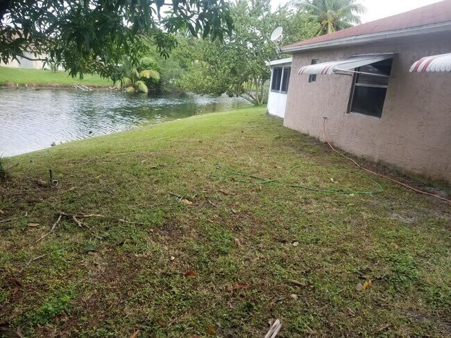 Building Photo - 10081 Boynton Place Cir