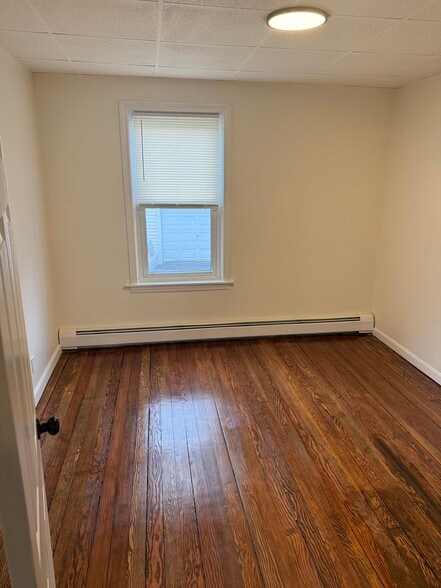 Third Bedroom not staged - 72 Darling St