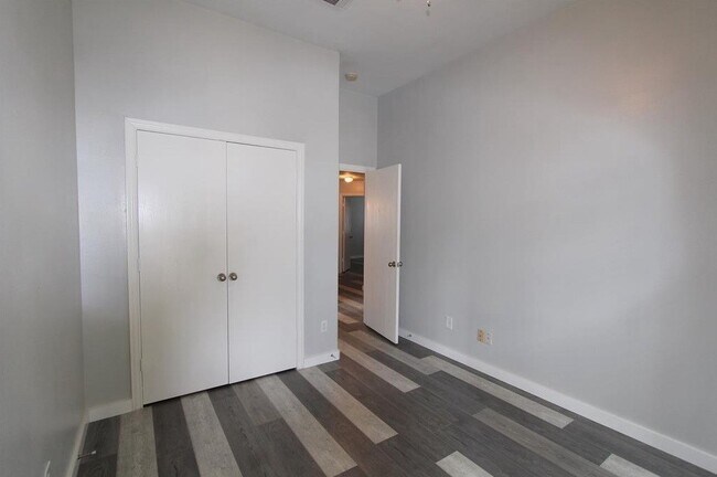 Building Photo - 4611 Parkstone Bend Ct