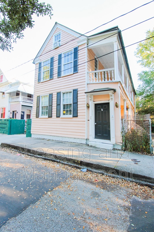 Building Photo - 7 Ann St