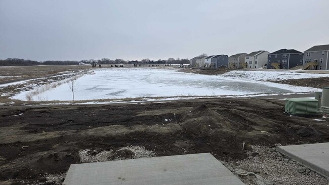 Building Photo - 460 Hathaway Ln