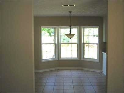 Building Photo - 214 Foxboro Dr