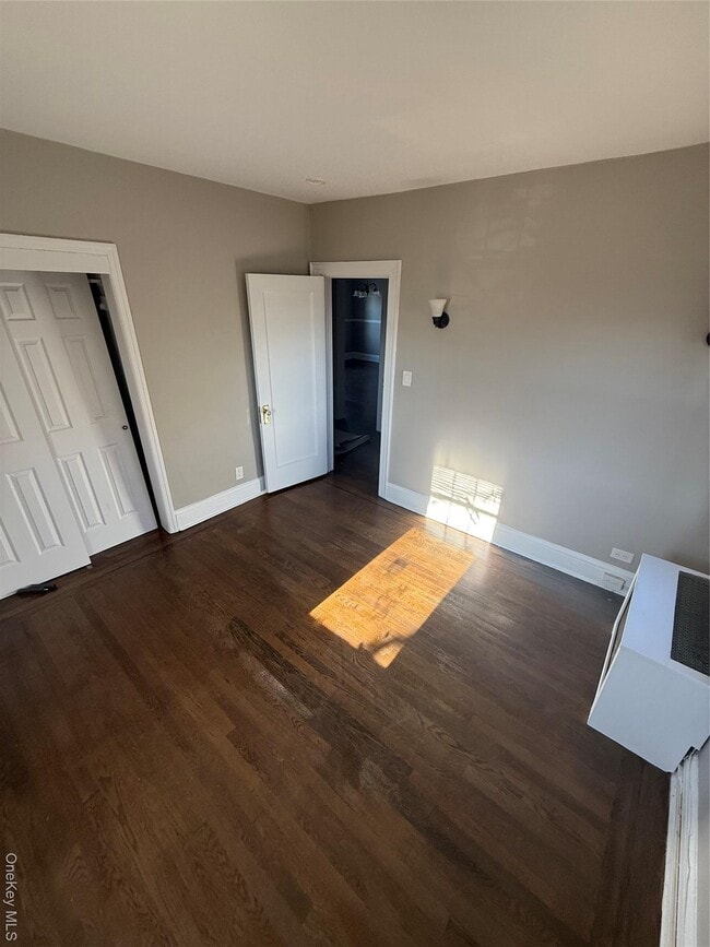 Building Photo - 134 Catskill Ave