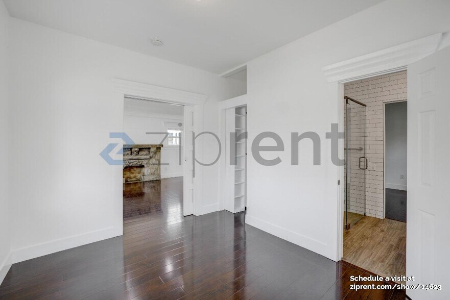 Building Photo - 1464 W 24th St