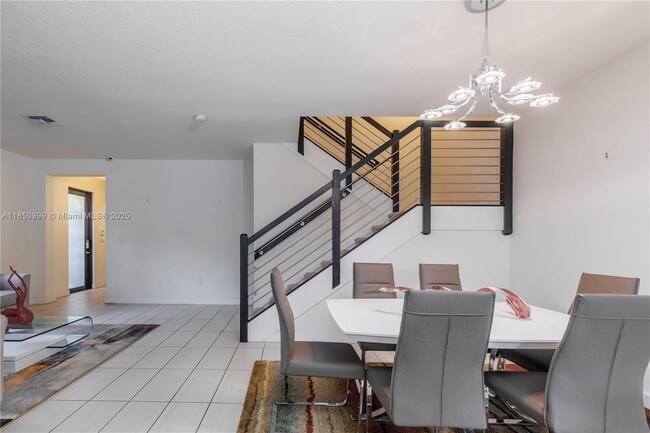 Building Photo - 10590 NW 78th Terrace