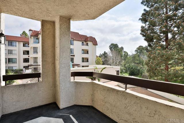 Building Photo - 5875 Friars Rd