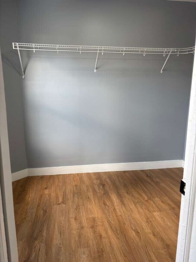 Building Photo - 112 S 15th St