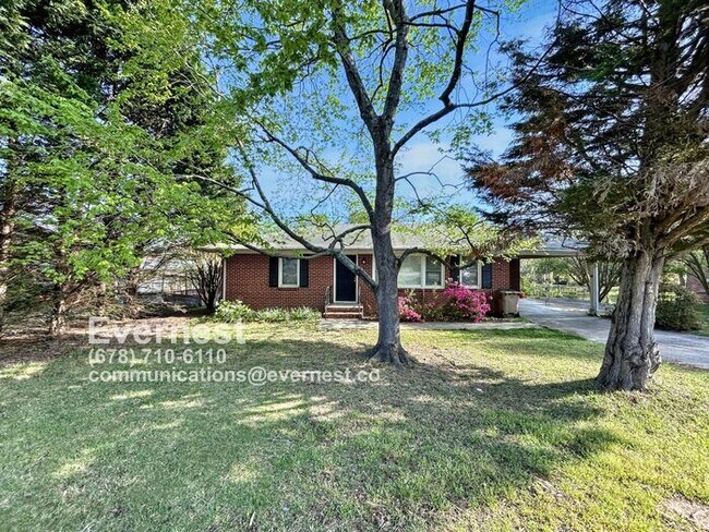 Building Photo - Cozy 3-Bedroom Home in Quiet Neighborhood ...