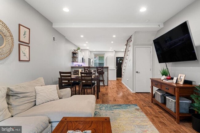 Building Photo - 1254 S Peach St