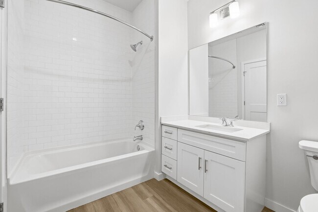 Building Photo - 71 Connecticut Ave