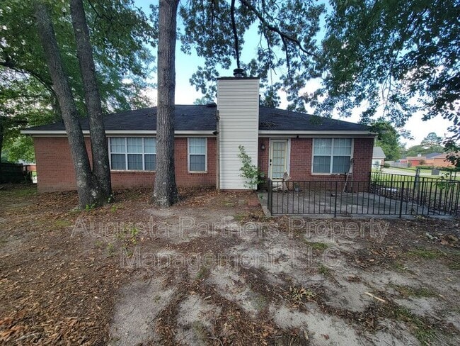 Building Photo - 2312 Perot Dr