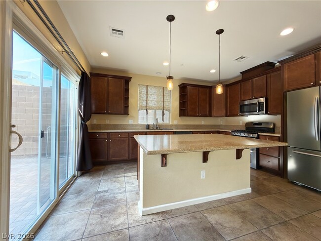 Building Photo - 208 Rocky Basin St