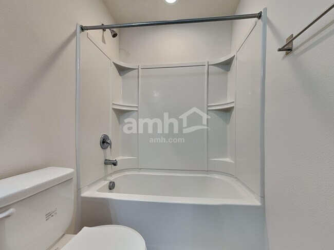Building Photo - 906 Wynnmere Walk