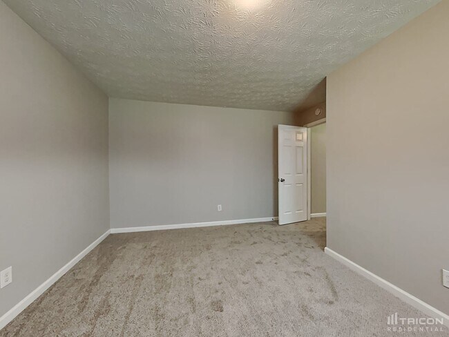 Building Photo - 724 Hezekiah Way