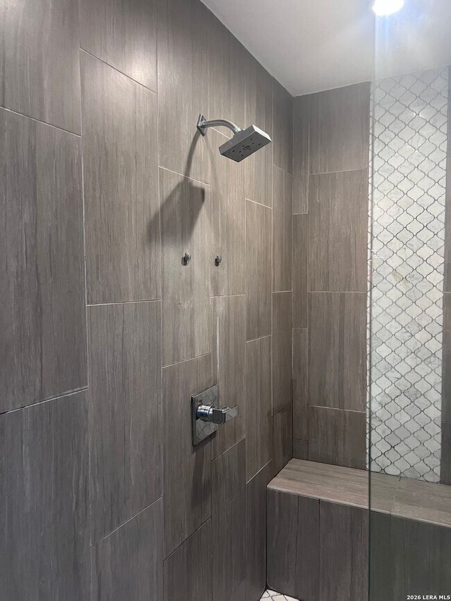 Building Photo - Spacious Fully Furnished Family Home with Heated Pool, Spa & Workshop in Arrowhead