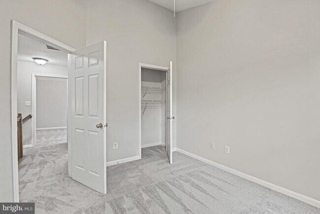 Building Photo - 46186 Walpole Terrace