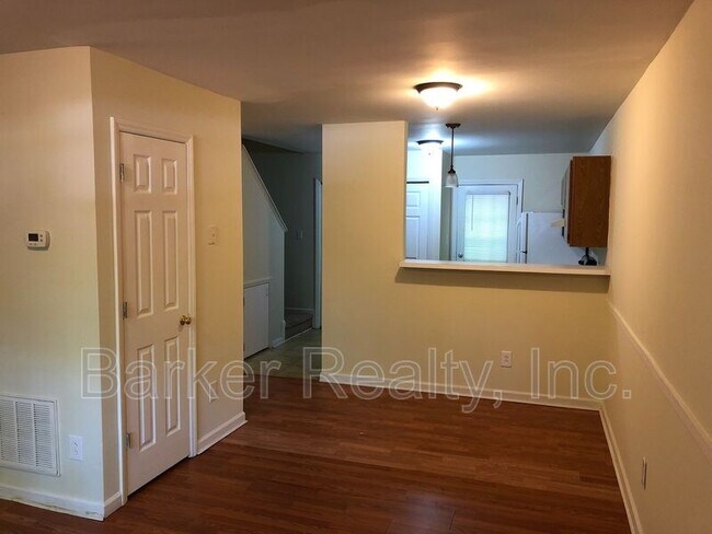 Building Photo - 4929 Coral Ridge Ct