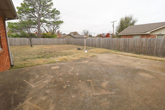 Building Photo - Remodeled home!