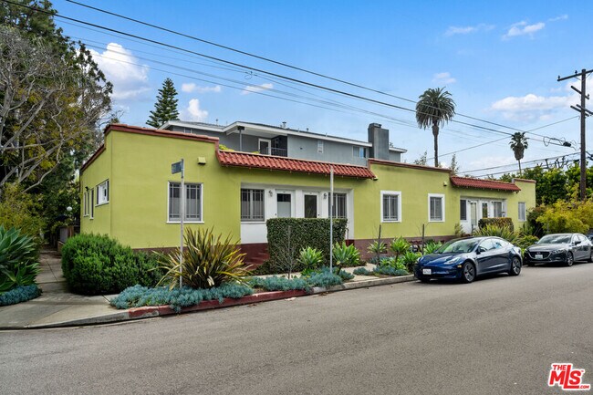 Building Photo - 1606 Andalusia Ave