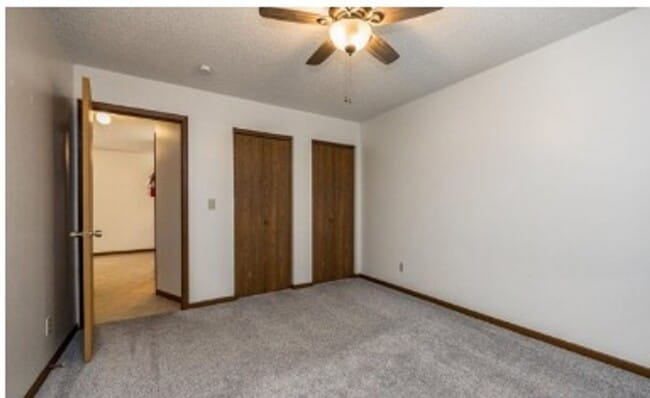 Building Photo - Dodge Street Apartments