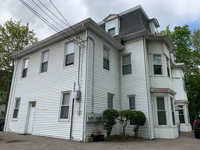 Primary Photo - 7 Mt Vernon St