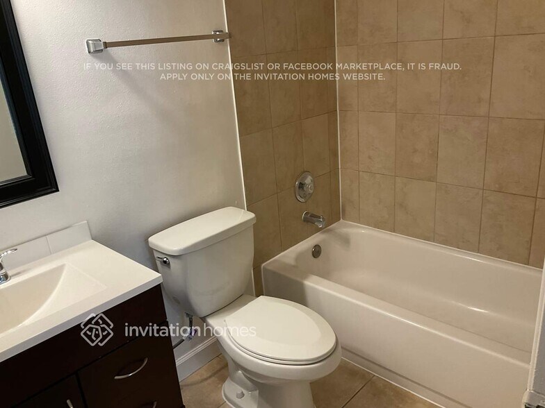 Building Photo - 11804 Sweet Pea Ct