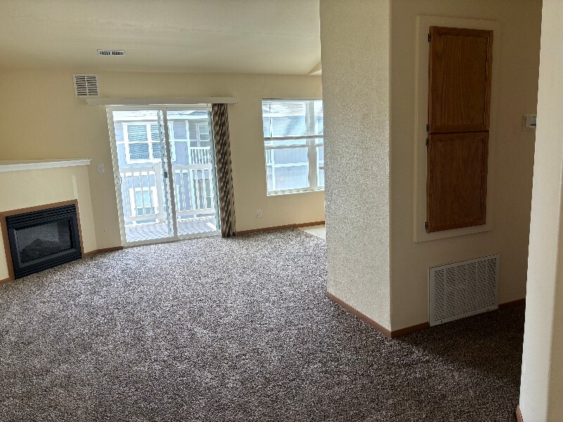 Building Photo - 6405 Chapel Hill Blvd