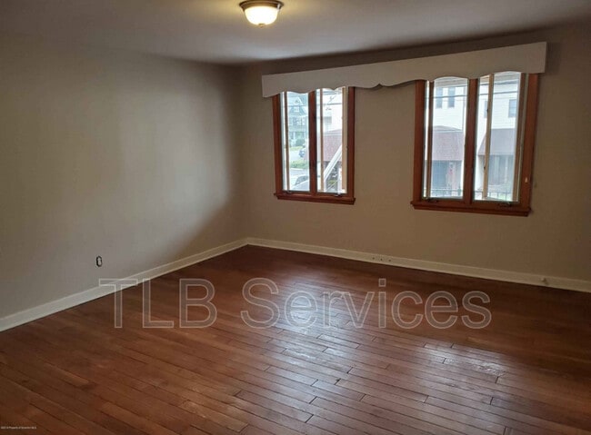 Building Photo - 1310 Pittston Ave