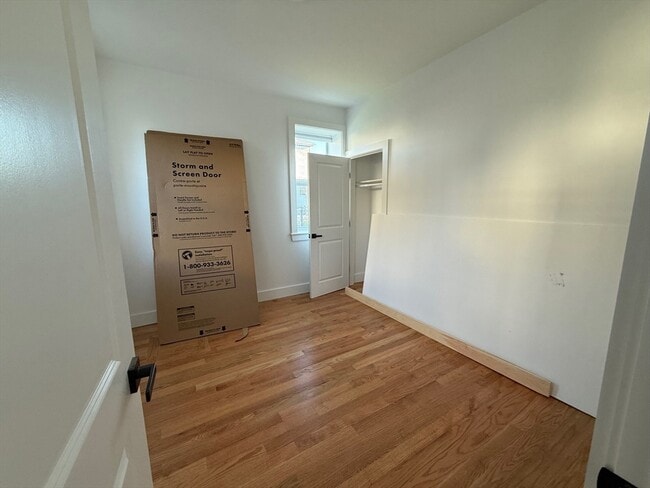 Building Photo - 33 Elmwood St