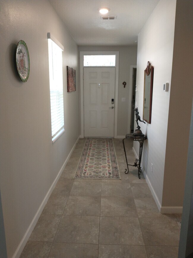 Building Photo - 9416 SW Ligorio Way