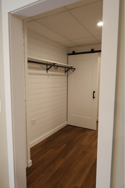 Building Photo - 15 Maplewood Dr