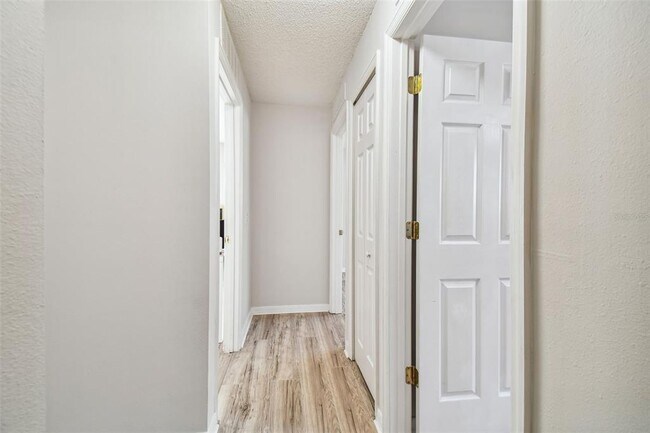 Building Photo - 30626 Birdhouse Dr
