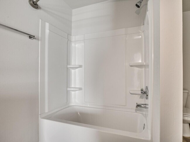 Building Photo - 10044 SW 40th St