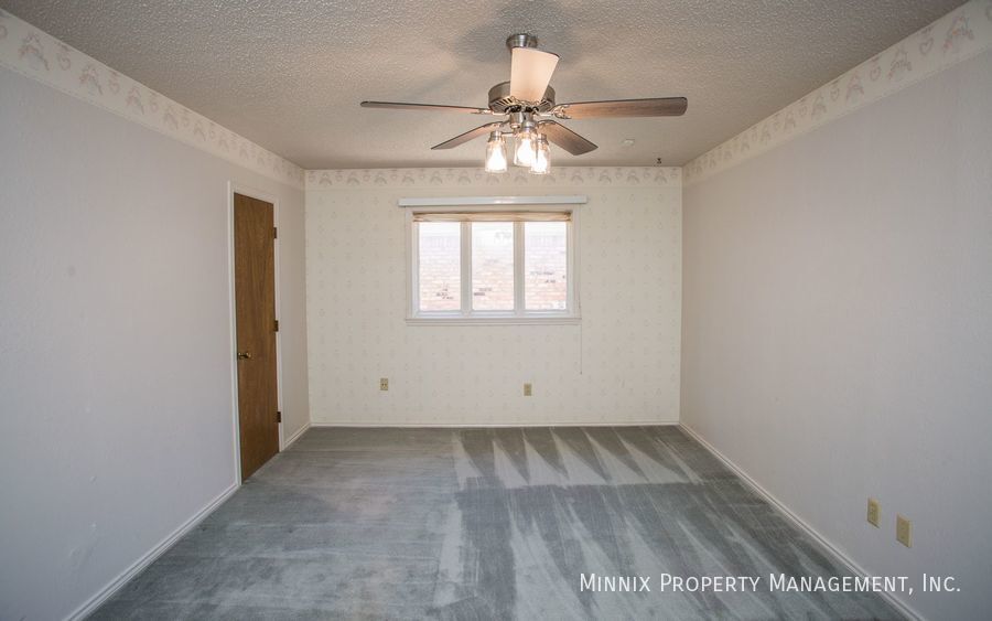 Building Photo - 7713 Lynnhaven Ave