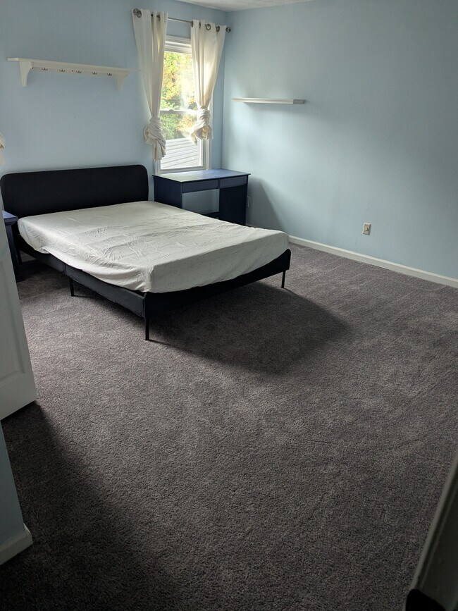 Building Photo - 1116 Santa Fe Station