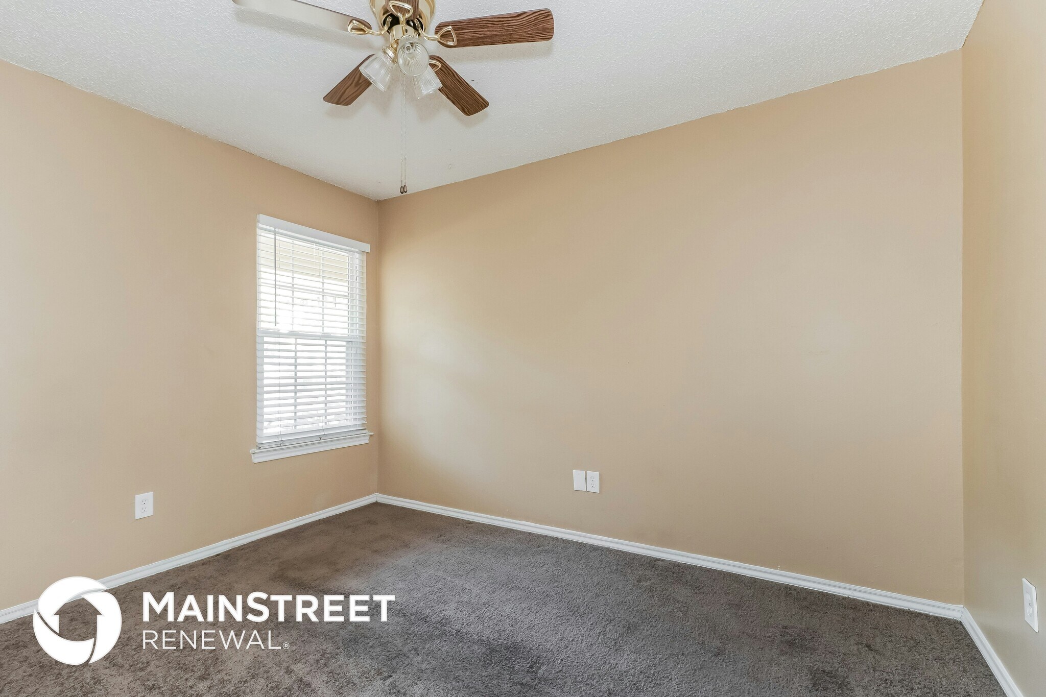 Building Photo - 4807 Crestmont Ct