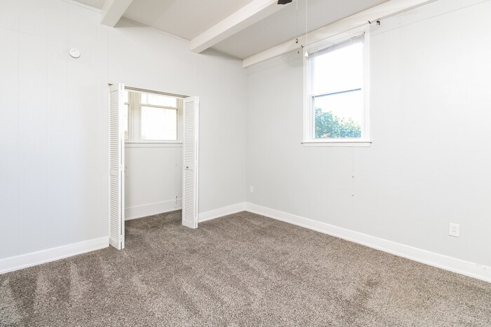 Building Photo - 142 Dickert Dr
