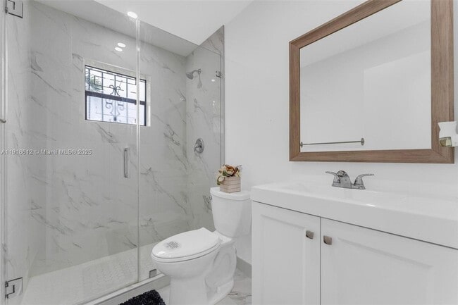 Building Photo - 2401 SW 102nd Ave