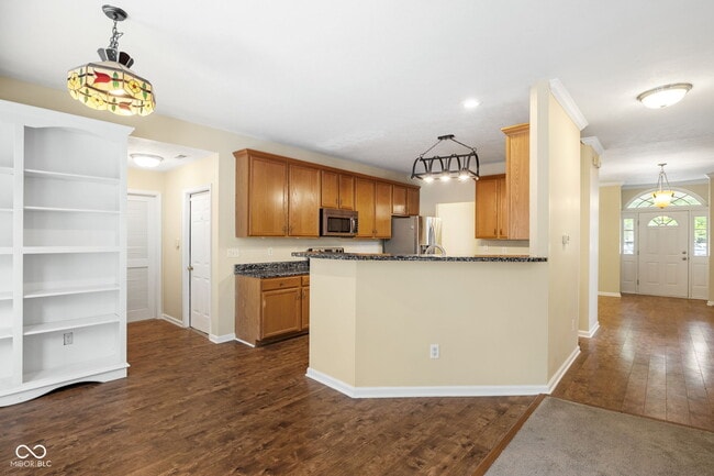 Building Photo - 1361 Midway Ct