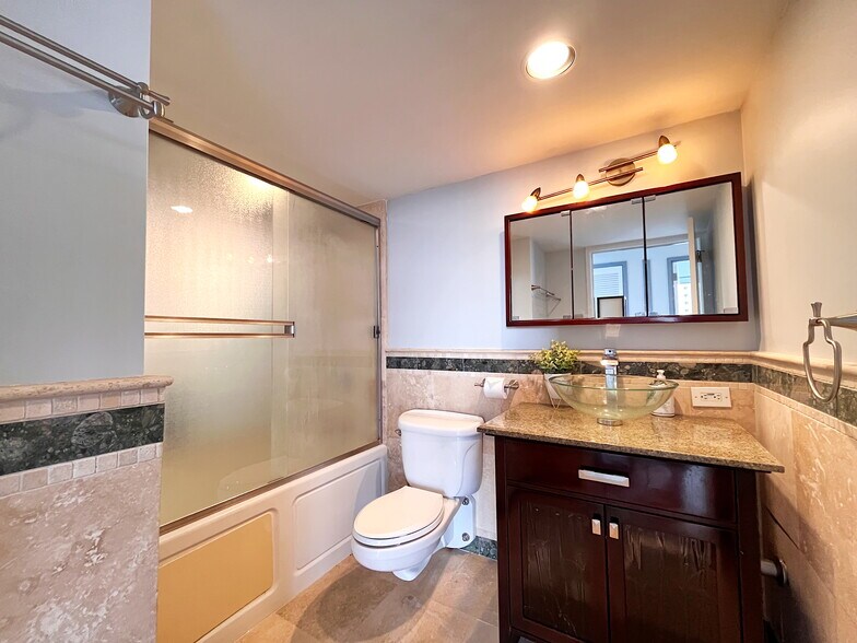 Building Photo - 419 Atkinson Dr