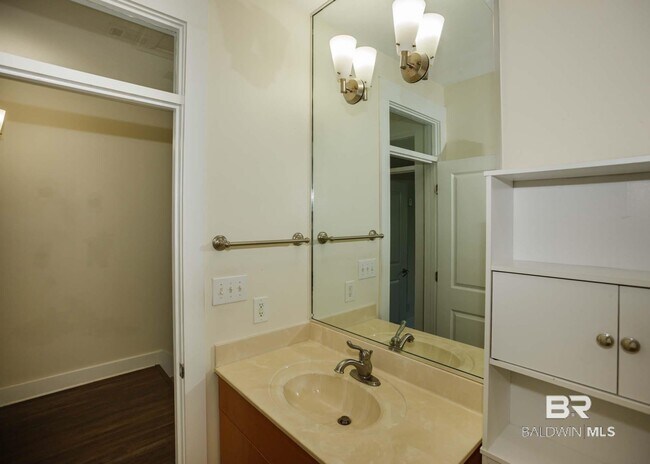 Building Photo - 109 Cody Ln