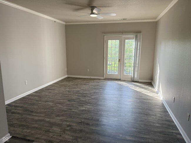 Building Photo - 12880 University,Unit 3b Crescent