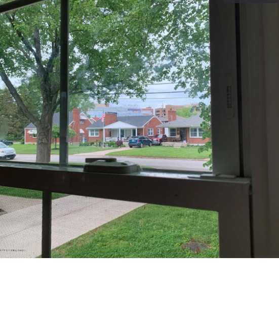 Building Photo - 3006 Bobolink Rd